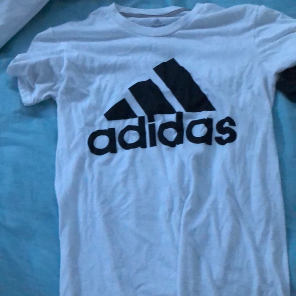 adidas logo tee